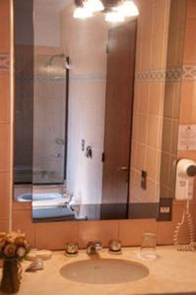 Reina Victoria & Towers Hotel 4*