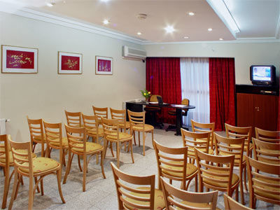 Reina Victoria & Towers 4*